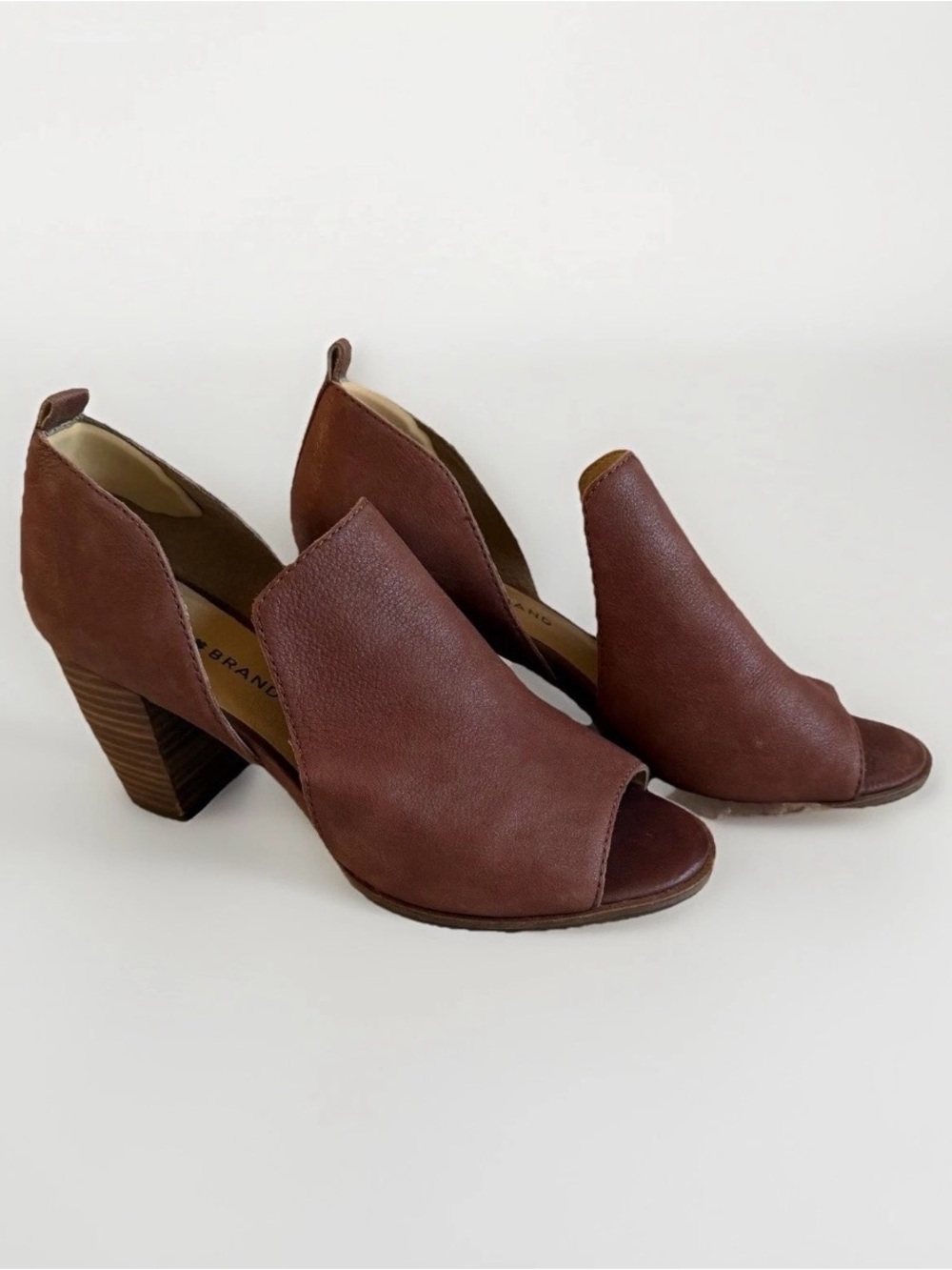 Lucky Brand Junai Leather Peep Toe Booties Cognac Brown Block Heel Sandals Sz 8
